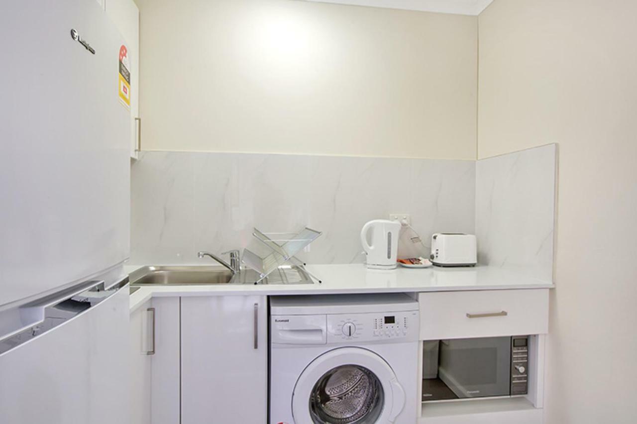 Renovated Stylish Studio Сидни Екстериор снимка